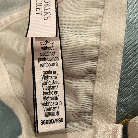 Victoria’s Secret 36Ddd baby pink, sheer floral shimmery Valentine’s Day bra new - Picture 5 of 17